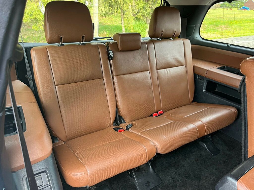 2013 Toyota Sequoia Platinum 4x4 with 3rd row seating - 23007483 - 42