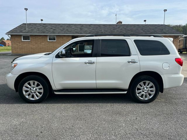 2013 Toyota Sequoia Platinum 4x4 with 3rd row seating - 23007483 - 5