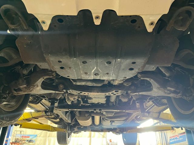 2013 Toyota Sequoia Platinum 4x4 with 3rd row seating - 23007483 - 61