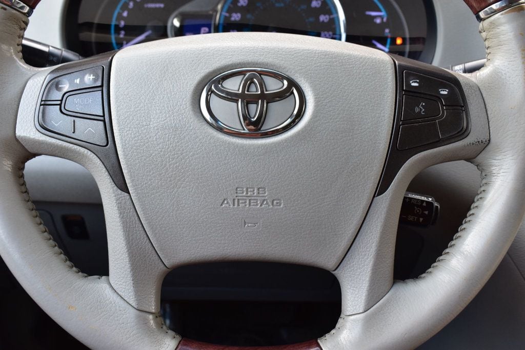 2013 Toyota Sienna  - 23078708 - 14