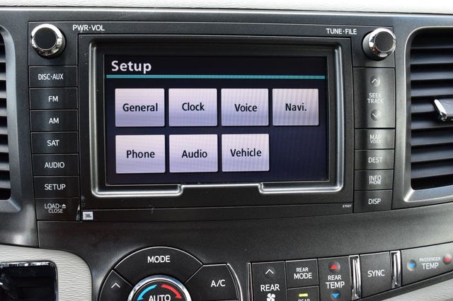 2013 Toyota Sienna  - 23078708 - 20