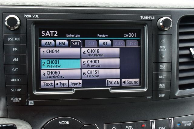 2013 Toyota Sienna  - 23078708 - 29