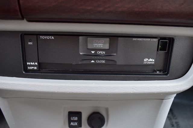 2013 Toyota Sienna  - 23078708 - 34