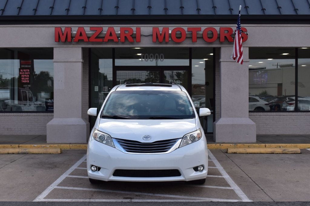 2013 Toyota Sienna  - 23078708 - 4