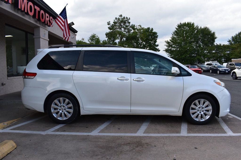 2013 Toyota Sienna  - 23078708 - 5