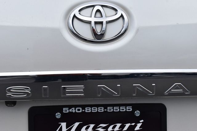 2013 Toyota Sienna  - 23078708 - 74