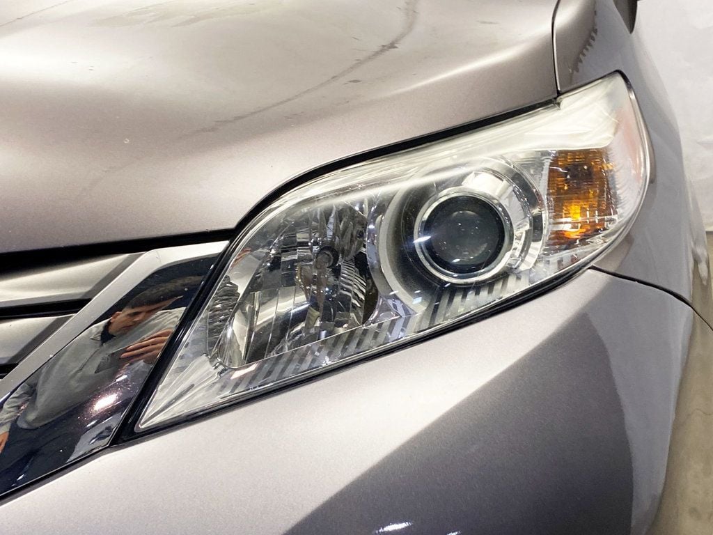 2013 Toyota Sienna  - 22942347 - 5