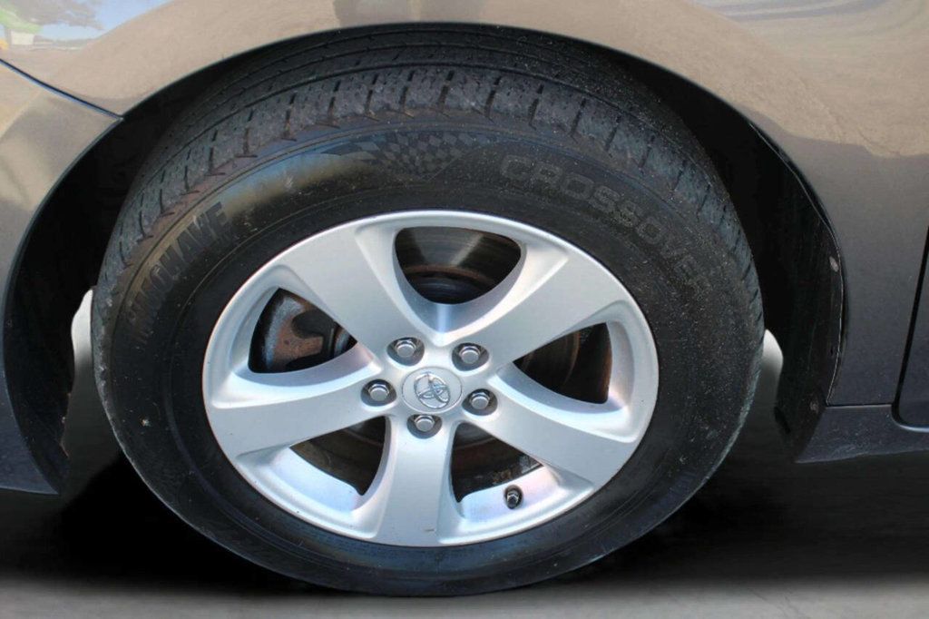 2013 Toyota Sienna 5dr 7-Passenger Van V6 L FWD - 22928596 - 9