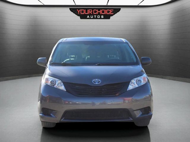 2013 Toyota Sienna 5dr 7-Passenger Van V6 L FWD - 22928596 - 1