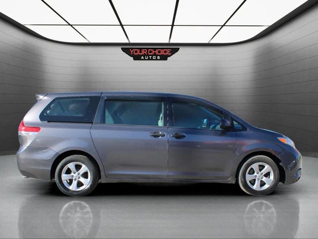 2013 Toyota Sienna 5dr 7-Passenger Van V6 L FWD - 22928596 - 3