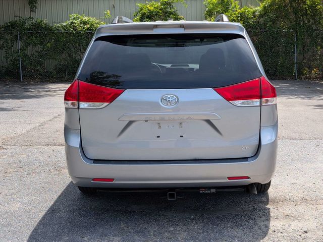 2013 Toyota Sienna