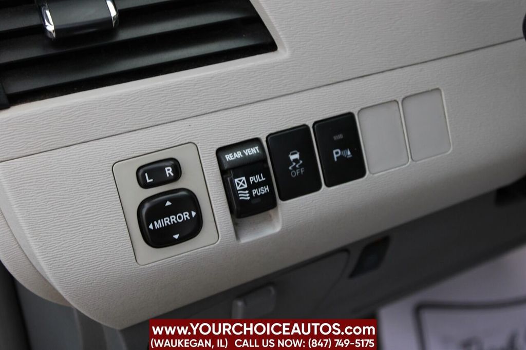 2013 Toyota Sienna 5dr 7-Passenger Van V6 XLE AWD - 22230428 - 15