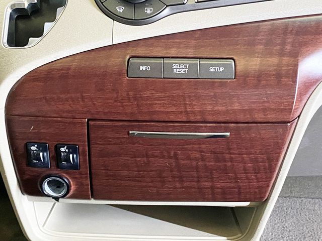 2013 Toyota Sienna 5dr 7-Passenger Van V6 XLE AWD - 22942347 - 33