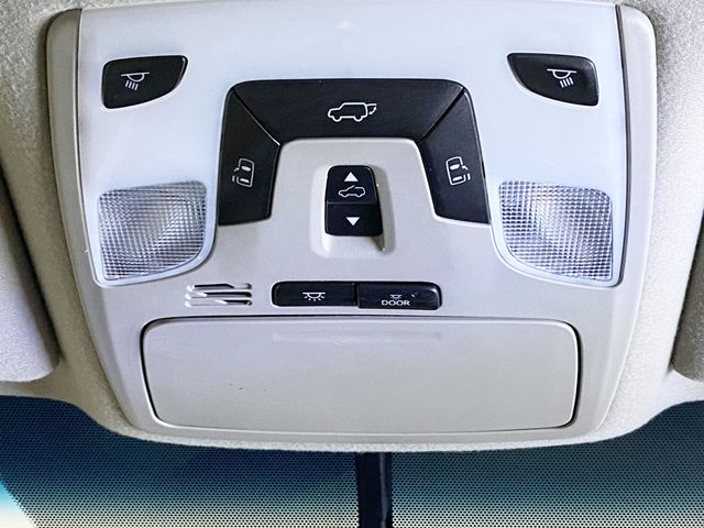 2013 Toyota Sienna 5dr 7-Passenger Van V6 XLE AWD - 22942347 - 36