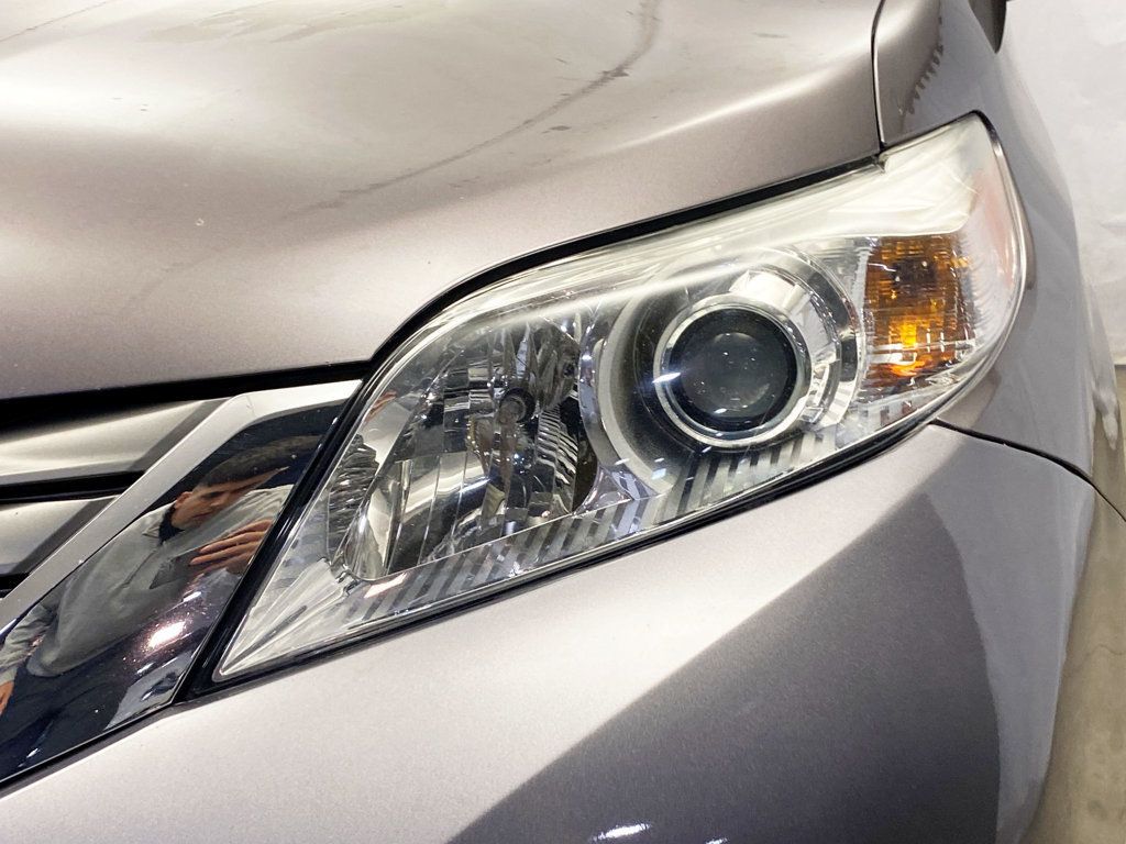 2013 Toyota Sienna 5dr 7-Passenger Van V6 XLE AWD - 22942347 - 5