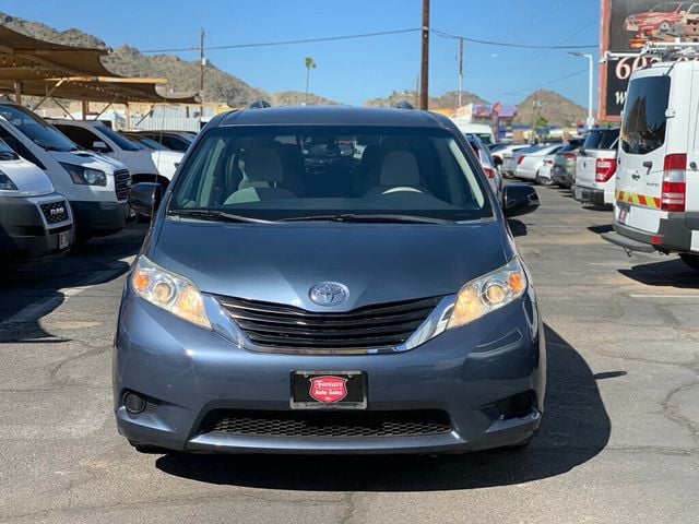 2013 Toyota Sienna 5dr 8-Passenger Van V6 LE FWD - 22922370 - 9