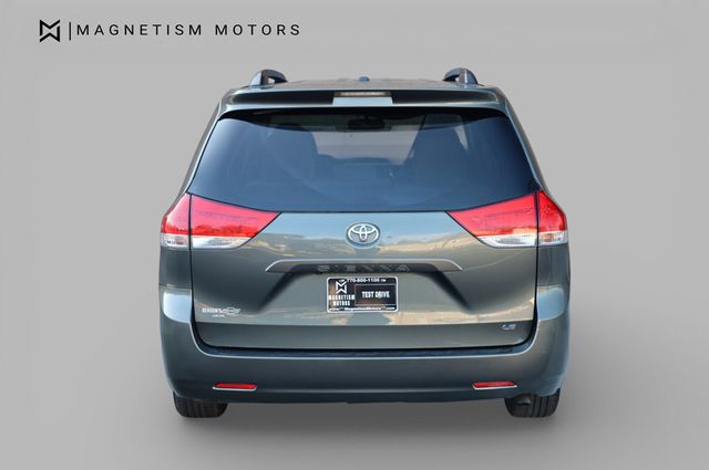 2013 Toyota Sienna 5dr 8-Passenger Van V6 LE FWD - 22969341 - 7