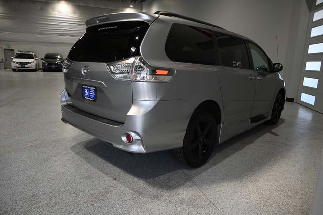 2013 Toyota Sienna 5dr 8-Passenger Van V6 SE FWD - 23042943 - 5