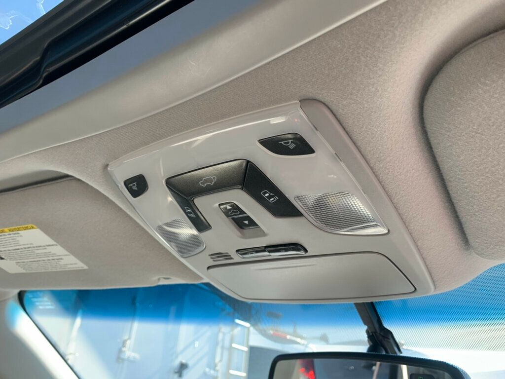 2013 Toyota Sienna 5dr 8-Passenger Van V6 XLE FWD - 22977520 - 27