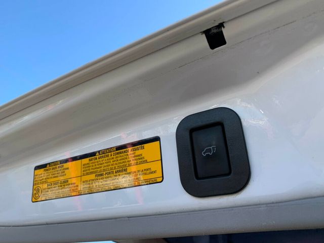 2013 Toyota Sienna 5dr 8-Passenger Van V6 XLE FWD - 22977520 - 41