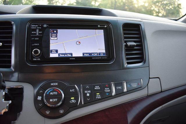 2013 Toyota Sienna 5dr 8-Passenger Van V6 XLE FWD - 23014015 - 14