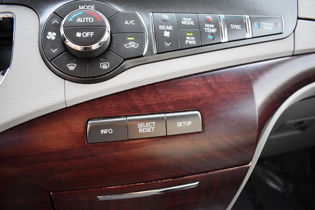 2013 Toyota Sienna 5dr 8-Passenger Van V6 XLE FWD - 23014015 - 21