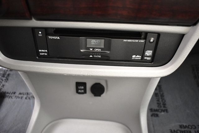 2013 Toyota Sienna 5dr 8-Passenger Van V6 XLE FWD - 23014015 - 37