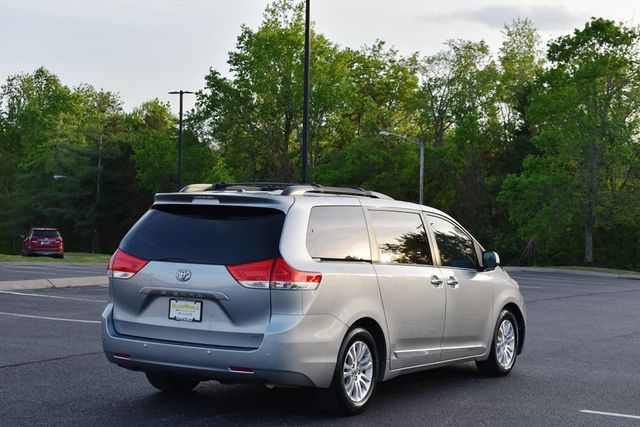 2013 Toyota Sienna 5dr 8-Passenger Van V6 XLE FWD - 23014015 - 57