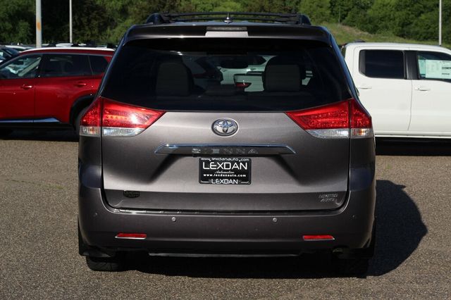 2013 Toyota Sienna AWD LIMITED W/ PREMIUM PKG, MOONROOF AND SKY VIEW , NAVIGATION - 23041477 - 4