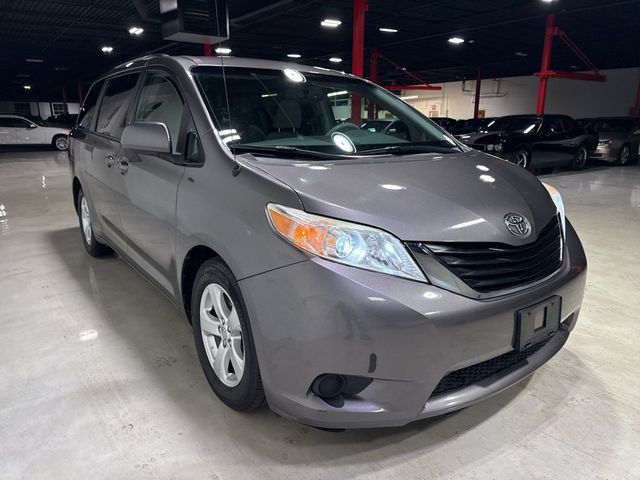 2013 Toyota Sienna LE - 22967677 - 7