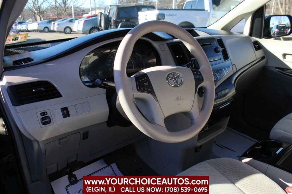 2013 Toyota Sienna LE 7 Passenger Auto Access Seat 4dr Mini Van - 22344187 - 9