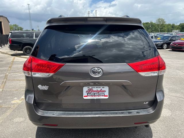 2013 Toyota Sienna LE 8-PASSENGER - 23050827 - 4