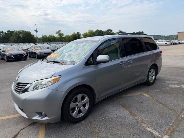 2013 Toyota Sienna LE 8-PASSENGER - 23063114 - 2