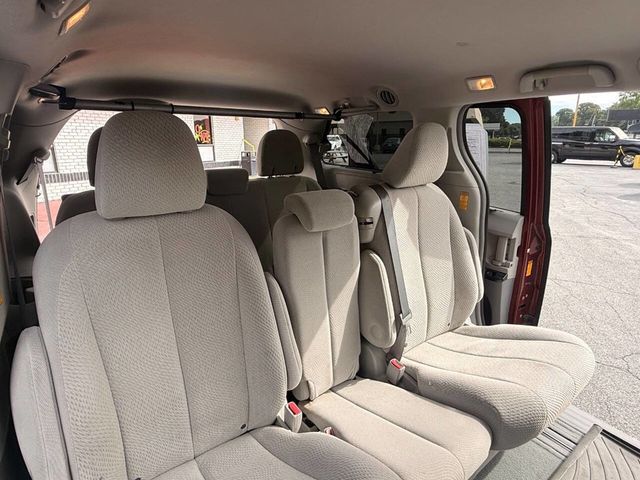 2013 Toyota Sienna LE 8 Passenger 4dr Mini Van - 23025308 - 12