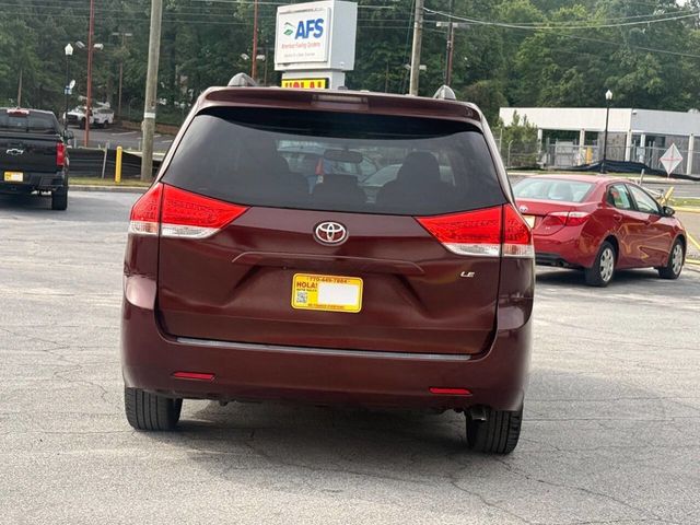 2013 Toyota Sienna LE 8 Passenger 4dr Mini Van - 23025308 - 1