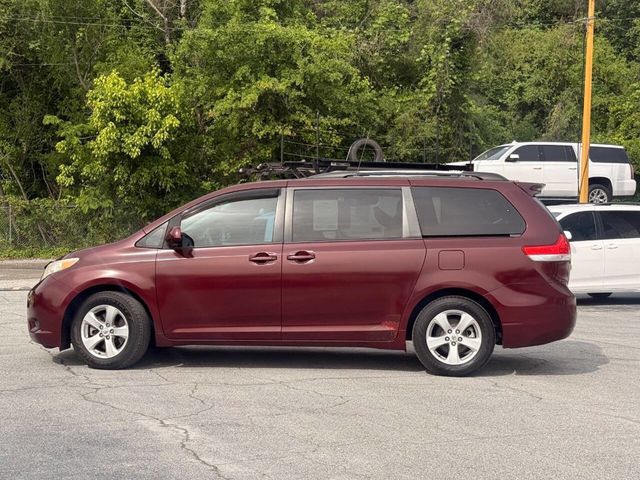 2013 Toyota Sienna LE 8 Passenger 4dr Mini Van - 23025308 - 4