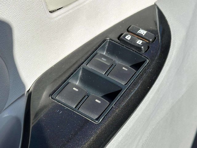 2013 Toyota Sienna LE 8 Passenger 4dr Mini Van - 22936469 - 9