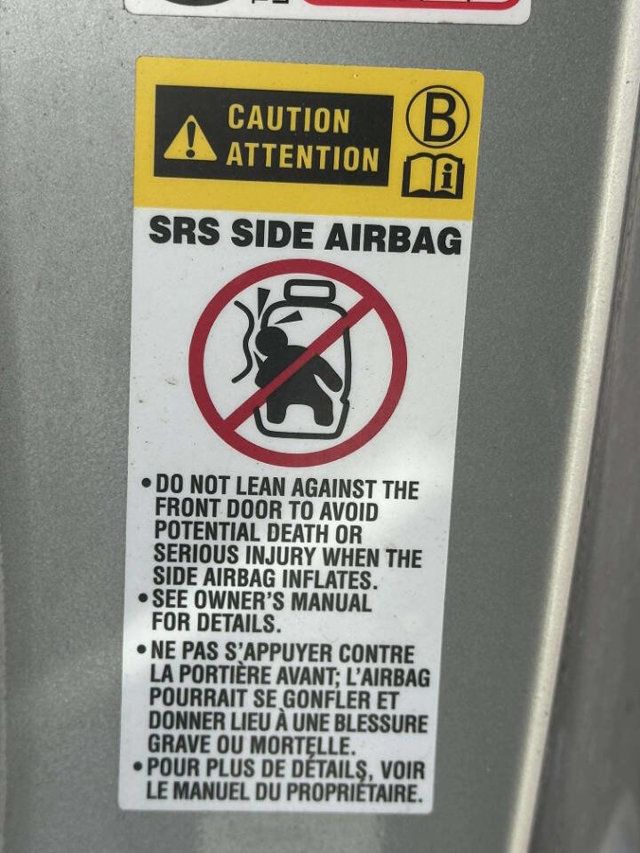 2013 Toyota Sienna LE 8 Passenger 4dr Mini Van - 22936469 - 13