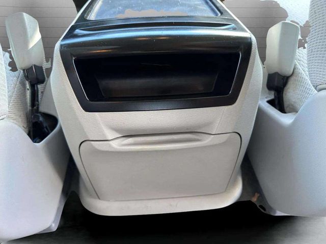 2013 Toyota Sienna LE 8 Passenger 4dr Mini Van - 22936469 - 30