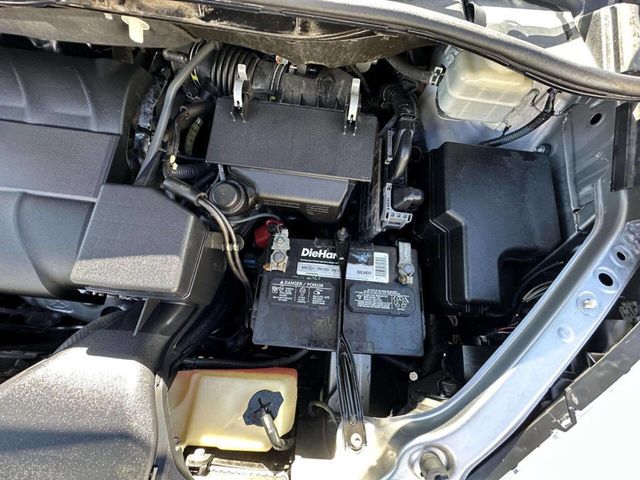 2013 Toyota Sienna LE 8 Passenger 4dr Mini Van - 22936469 - 38