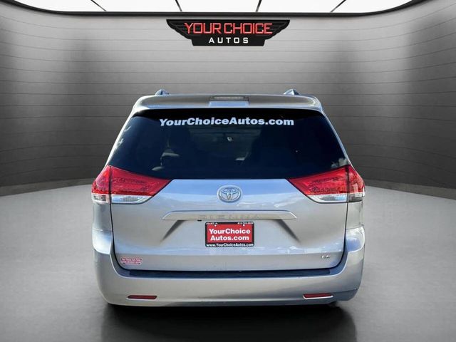 2013 Toyota Sienna LE 8 Passenger 4dr Mini Van - 22936469 - 3