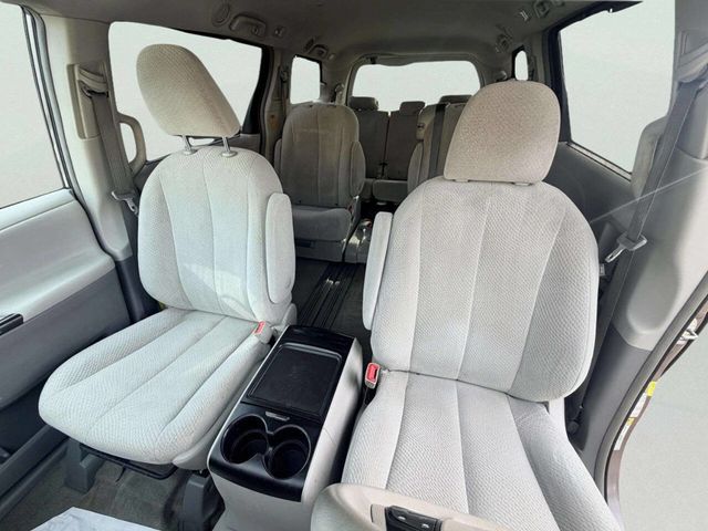 2013 Toyota Sienna LE 8 Passenger 4dr Mini Van - 23012251 - 16
