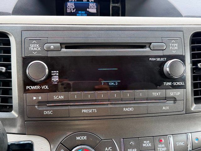 2013 Toyota Sienna LE 8 Passenger 4dr Mini Van - 23012251 - 35