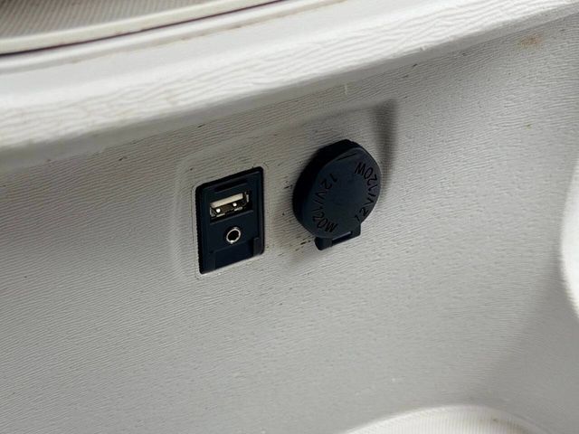 2013 Toyota Sienna LE 8 Passenger 4dr Mini Van - 23012251 - 38