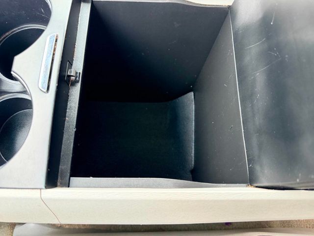 2013 Toyota Sienna LE 8 Passenger 4dr Mini Van - 23012251 - 40