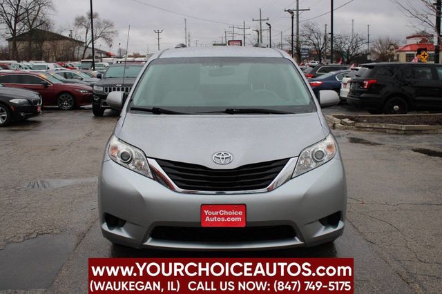 2013 Toyota Sienna LE Mobility 7 Passenger 4dr Mini Van - 22731243 - 8