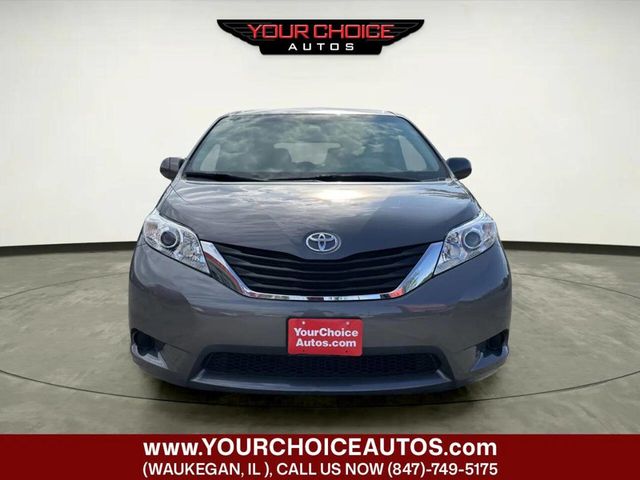 2013 Toyota Sienna LE Mobility 7 Passenger 4dr Mini Van - 23046823 - 9