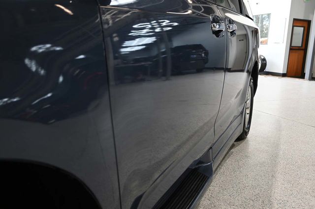 2013 Toyota Sienna LE Mobility Handicap Van - 23057726 - 38