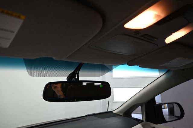 2013 Toyota Sienna LE Mobility Handicap Van - 23083282 - 30