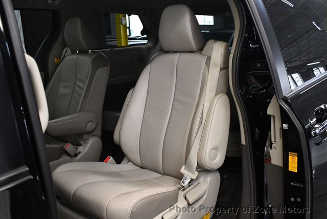 2013 Toyota Sienna limited - 22933939 - 19